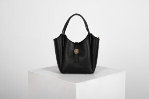 Giulia by SIGNÉ